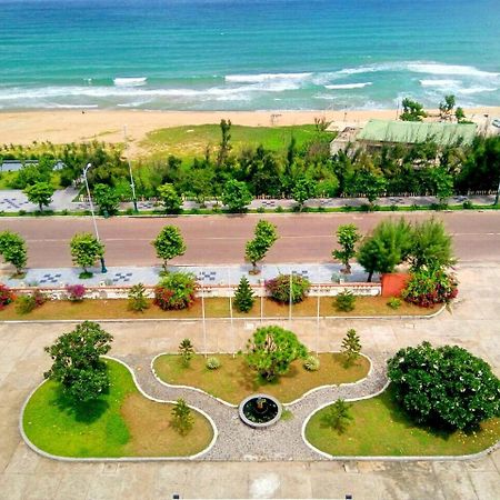 Long Beach Hotel Tuy Hoa Exterior photo